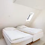 3 Person In Ærøskøbing